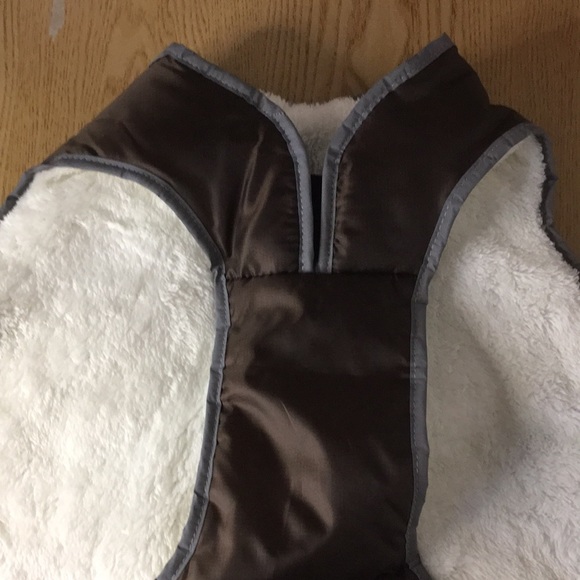 New Doggie Fleece Jacket Faux Collar Velcro Waist Closure Brown Medium 19”-16.5” - Picture 5 of 8